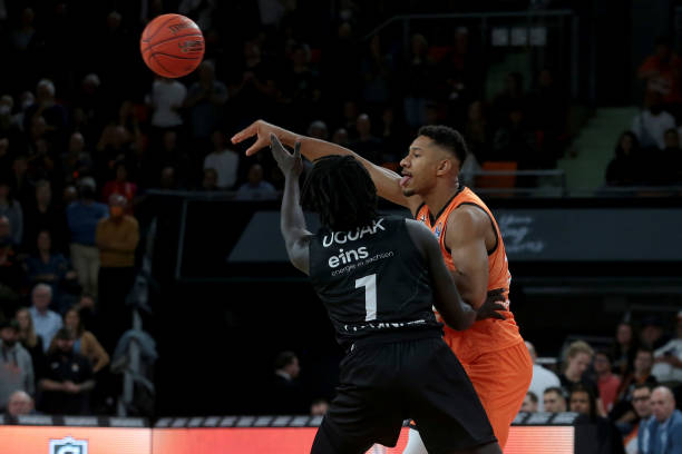 稳健的防守 稳健的防守